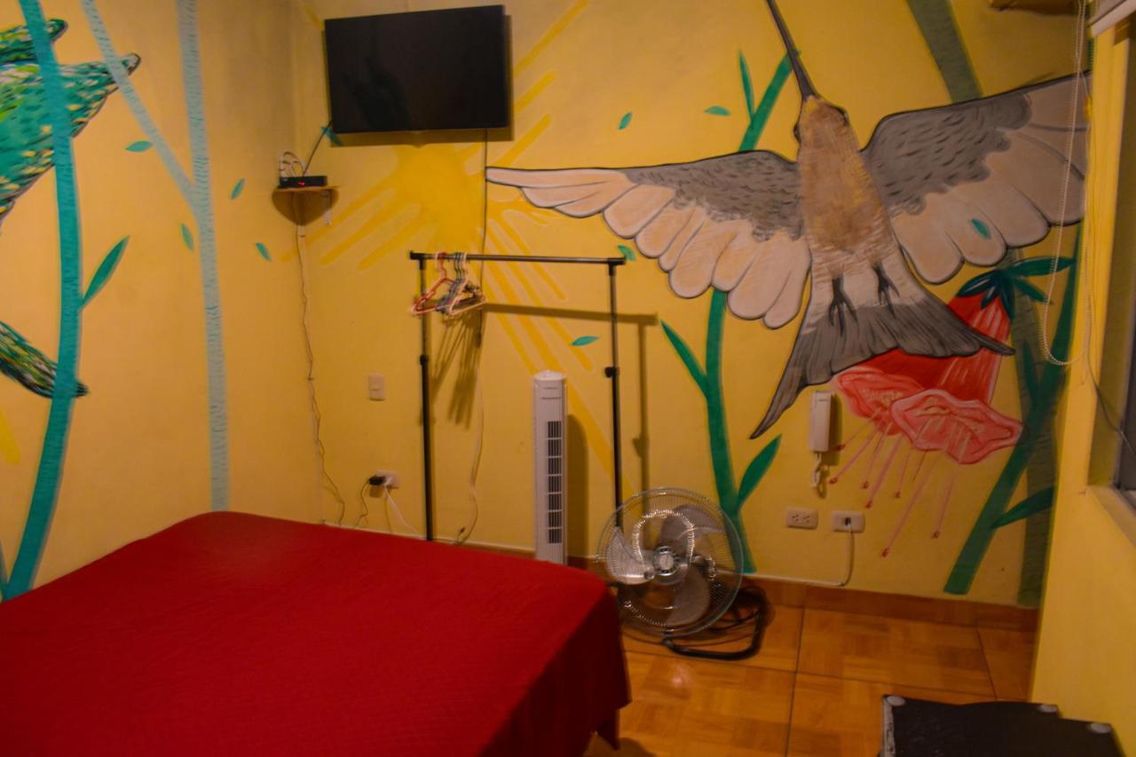 Passion Hostel - Barranco Lima Bagian luar foto